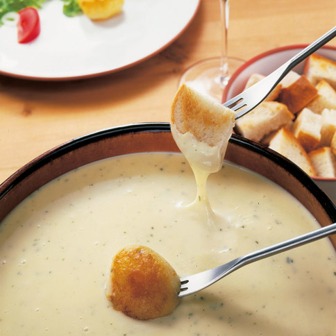 Das Neuenburger Fondue (Fondue Neuchâteloise)