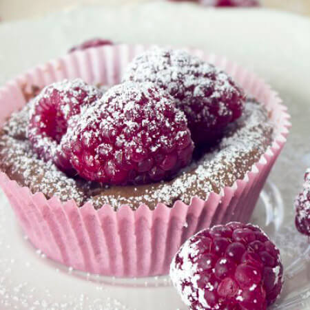 Schokoladenmuffins Mit Himbeeren