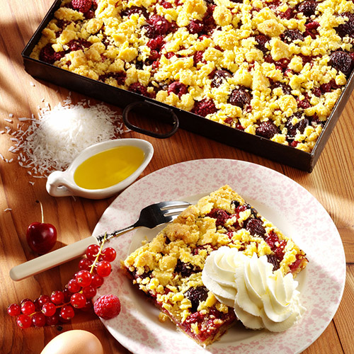 Krümelkuchen mit Sommerfrüchten