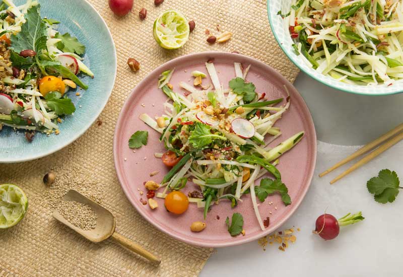 Feuriger Fernweh-Salat mit heimischem Kohlrabi