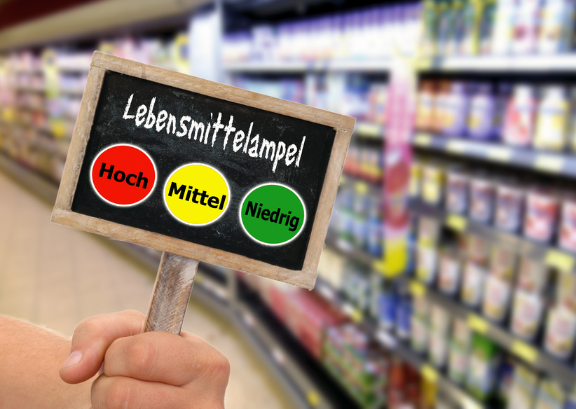 Schild mit Lebensmittelampel