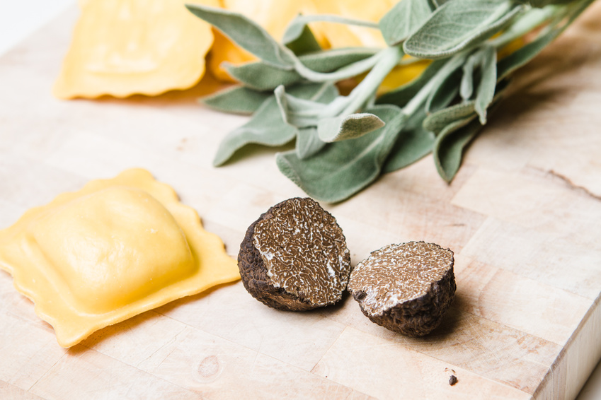 Frische Trüffel Ravioli mit Salbei